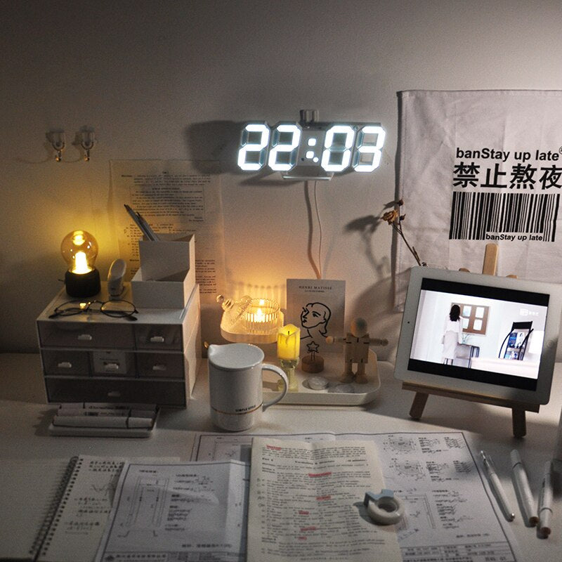 LED-Digitale Wandklok - Temperatuur en Alarm