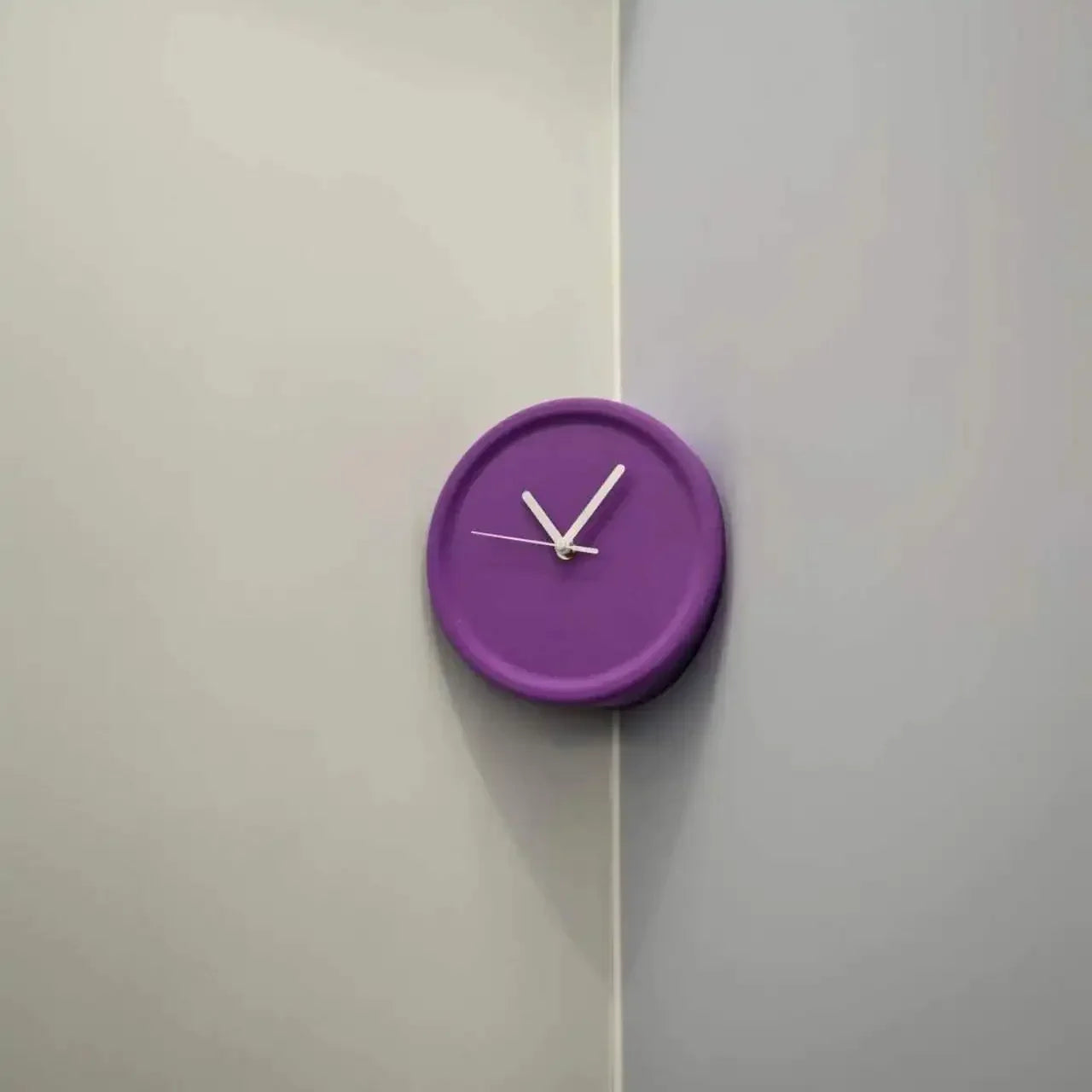 Stille Wandklok Zonder Tikkend Geluid – Ophangen Zonder Boren | Moderne Klok voor Woonkamer & Slaapkamer