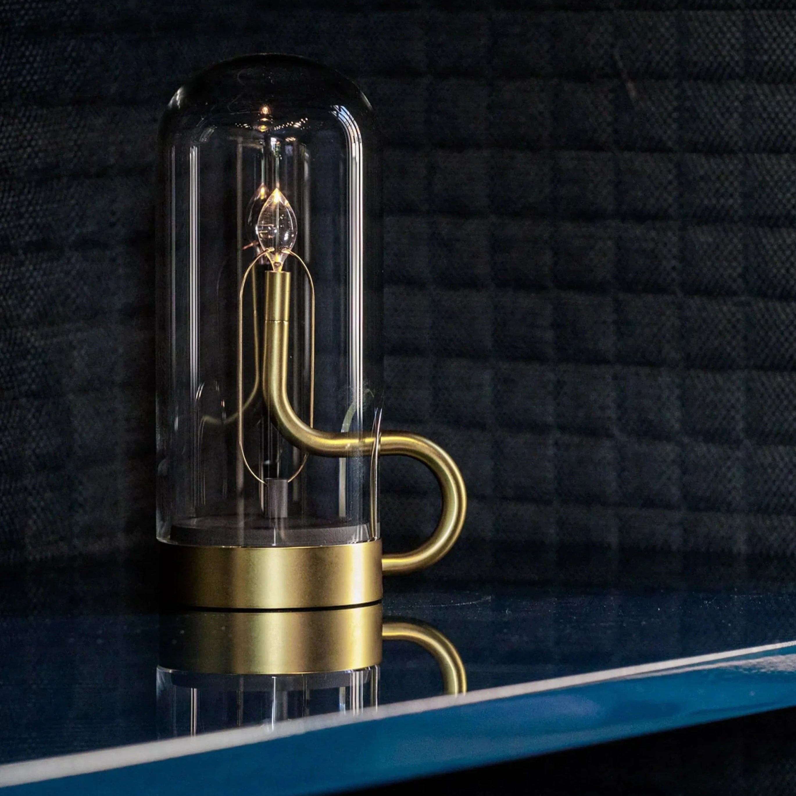 Luxe Tafellamp Met Glazen Koepel & Dimbare LED-vlamlamp Voor Moderne Interieurs