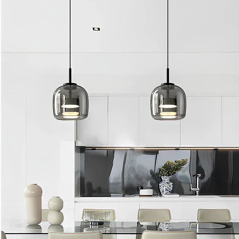 Minimalistische hanglamp van transparant glas