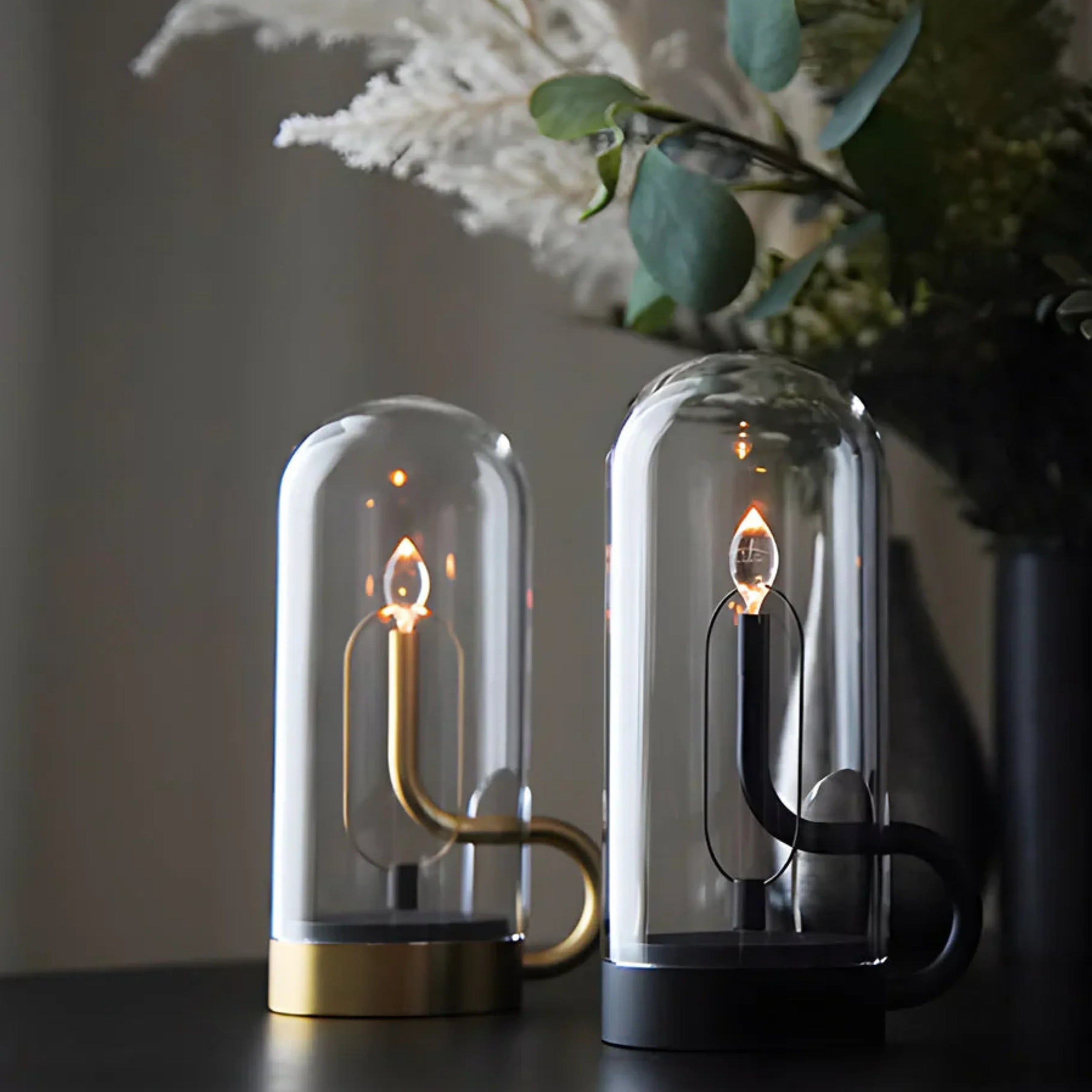 Luxe Tafellamp Met Glazen Koepel & Dimbare LED-vlamlamp Voor Moderne Interieurs