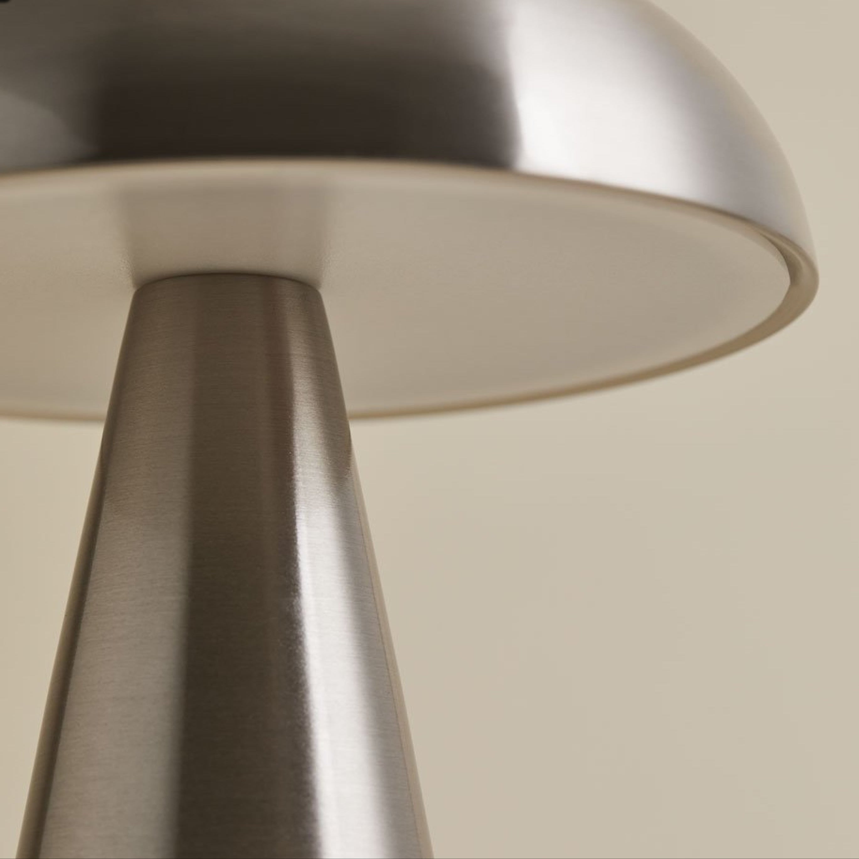 Draadloze oplaadbare tafellamp met Touch Dimmability